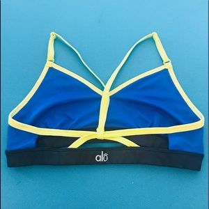 ALO Yoga Bra. Cobalt blue/bright yellow. 🧘‍♀️XS